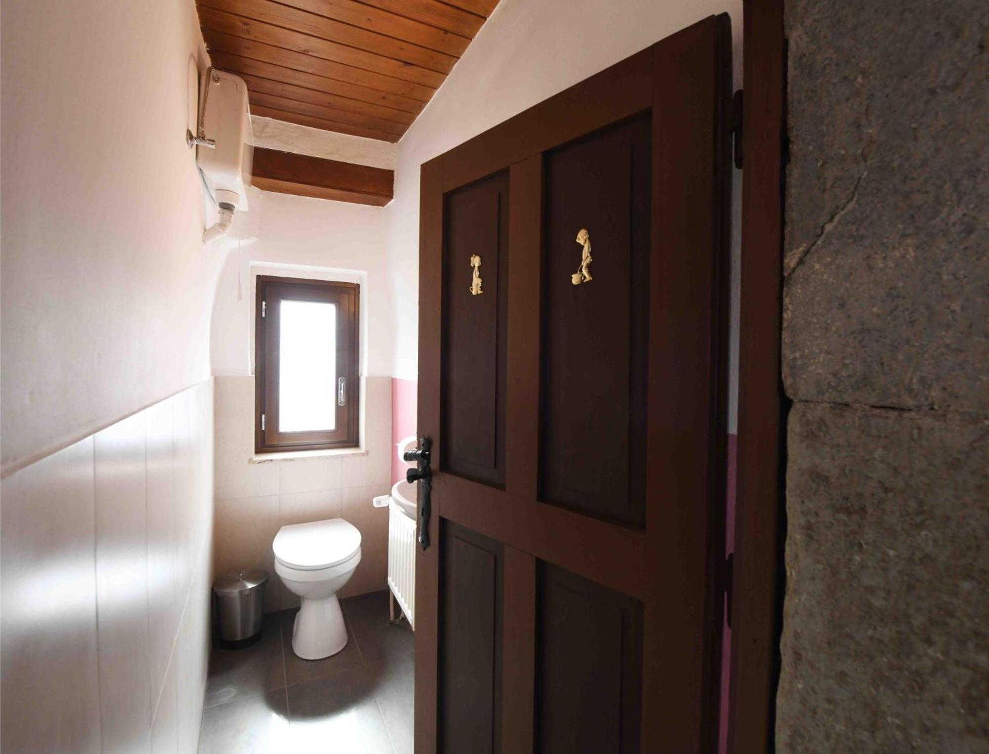 Baroque Villa Near Bled - Resort Vidmar เลสเซ ภายนอก รูปภาพ