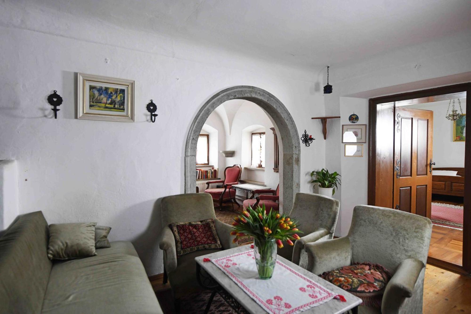 Baroque Villa Near Bled - Resort Vidmar เลสเซ ภายนอก รูปภาพ